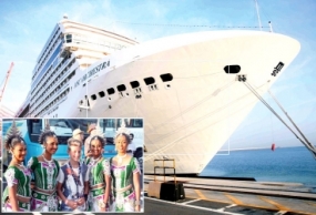 441 Australians cruise travellers visit Pinnawala