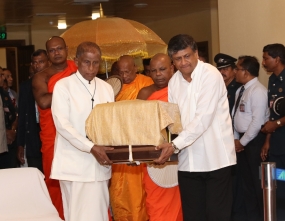 Lord Buddha’s Sacred Relics from Pakistan arrived in Sri Lanka