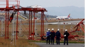 Asiana plane skids off runway at Hiroshima, Japan
