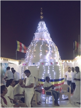 Sri Lankans in  Bahrain unveiled the Pinnacle of Buddhist Stupa