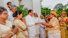 Perahera Sandeshaya handed over to President