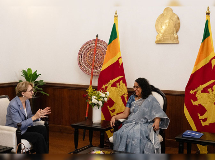 Courtesy Call by Secretary - General of the Ministry for Europe &amp; Foreign Affairs of France, to the Prime Minister