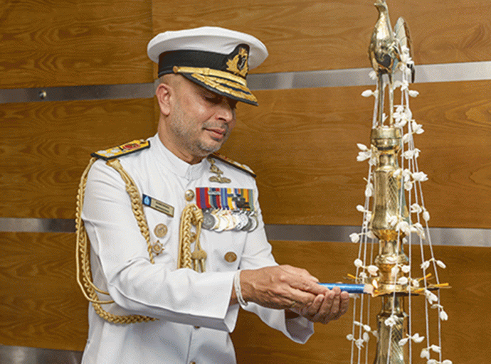 Vice Admiral Kanchana Banagoda assumes command as 26th Commander of the Sri Lanka Navy