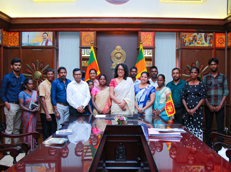 “Voice of plantation people organization” members meet the Prime Minister