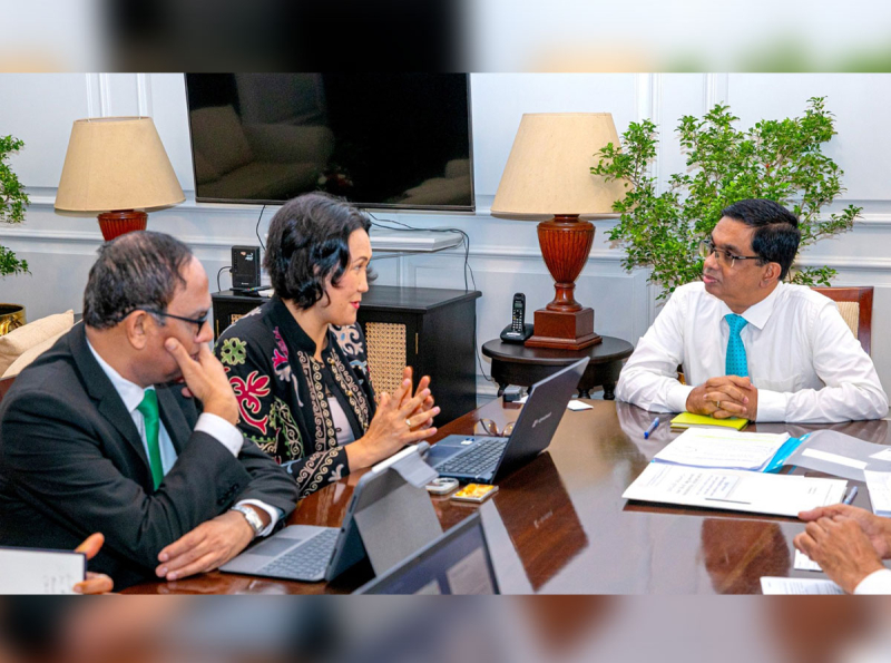 Secretary to the President Holds Meeting with ADB Representatives