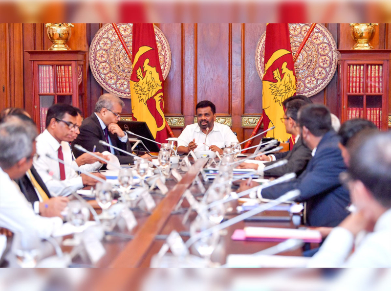 President Directs Ministry Officials to Accelerate Implementation of Digital Economic Solutions