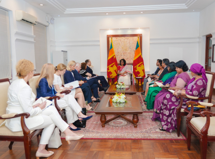 Courtesy Call by the Minister of Foreign Affairs of Poland on the Prime Minister of Sri Lanka
