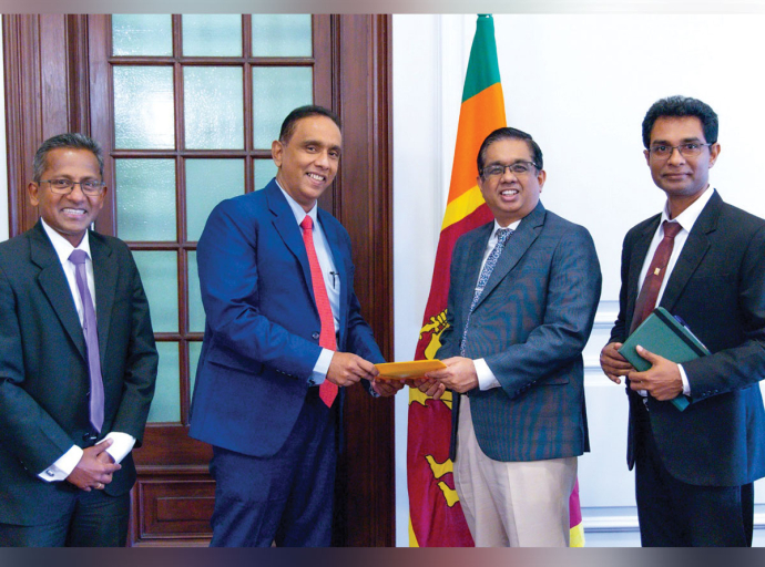 State Mortgage and Investment Bank Contributes Rs. 5 Million to ‘Rebuilding Sri Lanka’ Fund