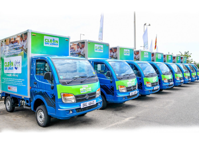 Ten Mobile Libraries for the Western Province through the ‘Arunu Dora’ National Reading Promotion Programme under Clean Sri Lanka