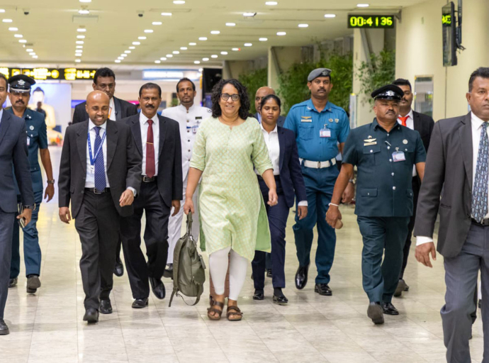 Prime Minister Departs for Official Visit to Manila, Philippines