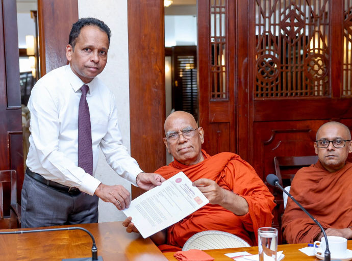 Mahanayaka Theros Submit Memorandum to President Seeking State Intervention to Secure Release of Sivarasa Anojan
