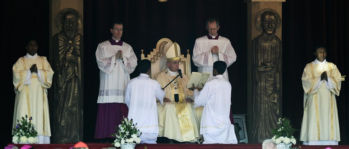 Pope Francis holds a Holy Mass at Galle Face Green Colombo 1