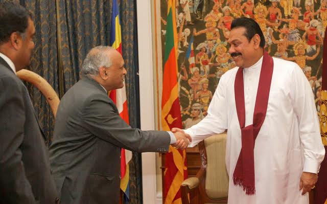 Prsesident meets Indian Defence minister
