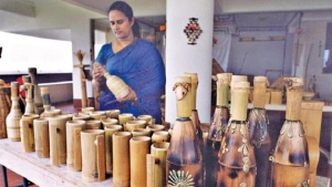 Sri Lanka pioneers bamboo crafts training with UNIDO