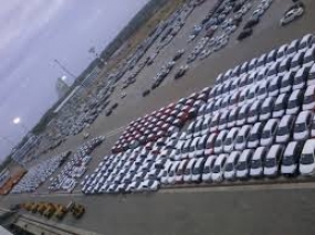 Vehicles handled at Magampura Harbour exceeds 200,000