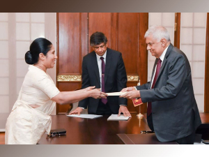 Dr. Seetha Arambepola Takes Oath as Minister of State for Women and Children’s Affairs