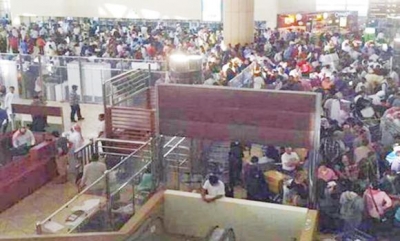 Sandstorm creates chaos at airports