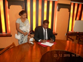 Nanda Muruttettuwegama assumes duties as Lankapuvath Chairman