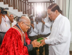 Govt wants ideas of scholars &amp; intellectuals to build the country – President