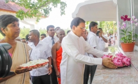 President participates at many religious activities in Seeduwa