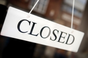 Liquor outlets to remain closed