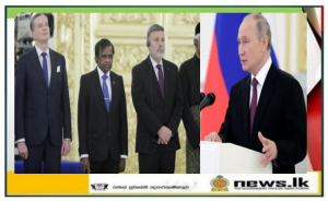 Ambassador Prof. M.D. Lamawansa presents credentials to President of the Russian Federation Vladimir Putin at the Kremlin