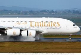 Emirates to avoid Iraqi airspace as violence rises
