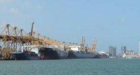 Four large ships arrived at Colombo Port