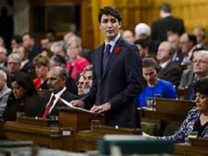 Canada election: Trudeau's Liberals win but lose majority