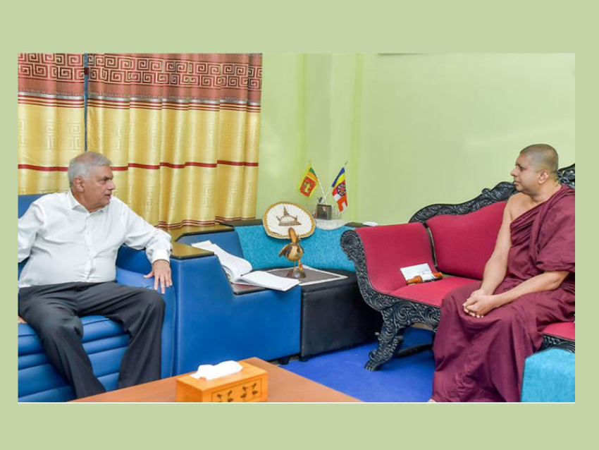 President attends religious observances at Sri Naga Vihara, Jaffna