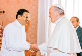 President meets with Pope Francis