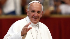 Pope more popular than world leaders - poll