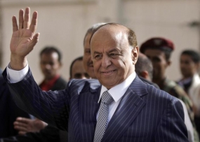 Rebels allow former President to leave Yemen