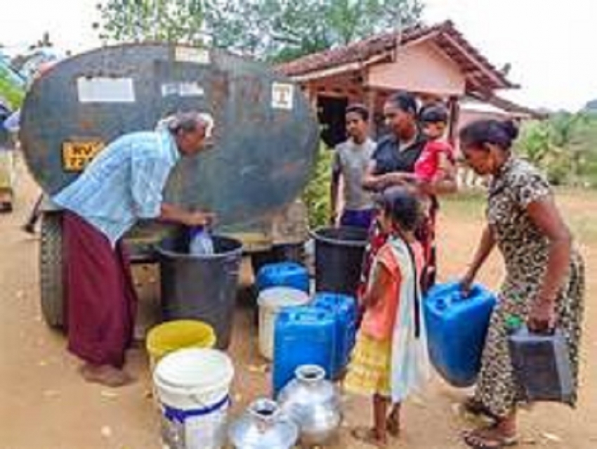 Drinking water in bowsers for Kalutara, Aluthgama area