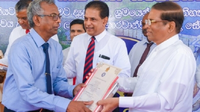 President felicitates those who contributed for the success of Moragahakanda  Project