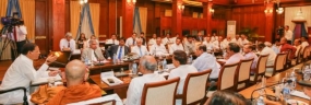 President discusses electoral reforms with party leaders