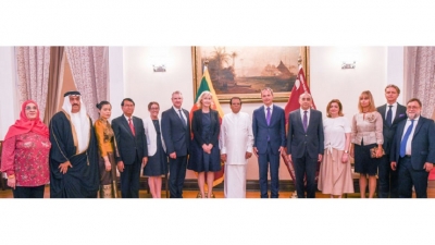 Seven new foreign envoys present credentials to President