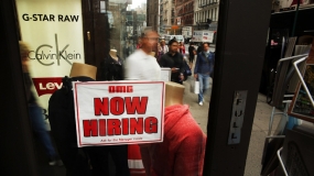 Unemployed Americans increasingly abandoning job search
