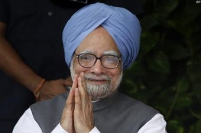 Manmohan submits his resignation