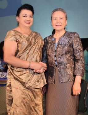 First Lady attends Tea Party hosted by UN Sec-General&#039;s wife